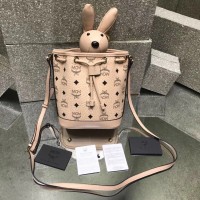 mcm2017小兔子斜挎包