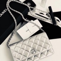 chanel ...