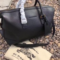 巴宝莉旅行包男士购物加微信bag88866